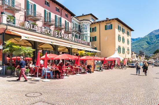 Ascona Ascona elesi / Shutterstock.com  
