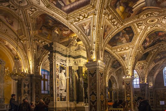 Amalfi Il Duomo Shutterstock - solo uso editoriale 