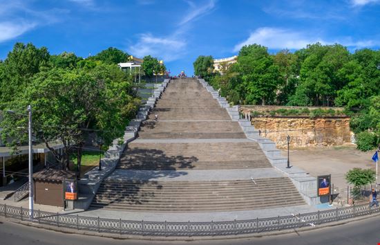 Odessa Scalinata Potemkin Multipedia / Shutterstock.com 