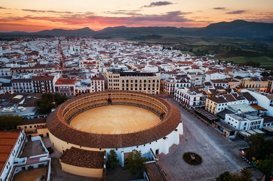 Ronda La città sospesa del sud della Spagna stock.adobe.com 