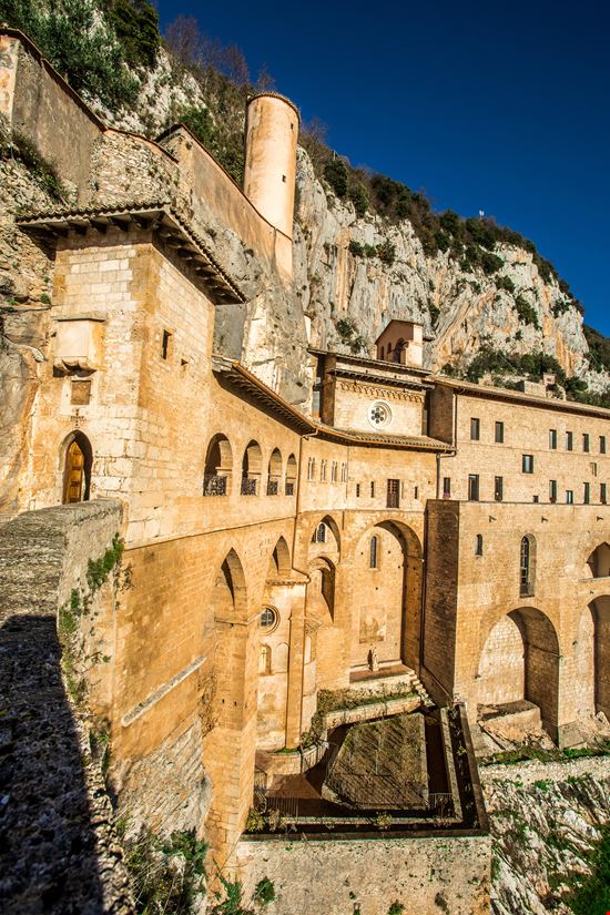 Subiaco Monastero di San Benedetto Sacro Speco stock.adobe.com 