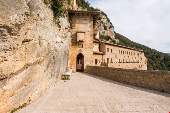Subiaco Monastero di San Benedetto Sacro Speco stock.adobe.com 