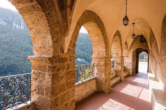 Subiaco Monastero di San Benedetto Sacro Speco stock.adobe.com 