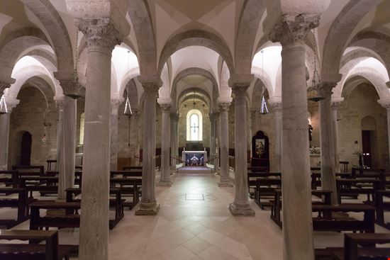 Trani Cattedrale stock.adobe.com 