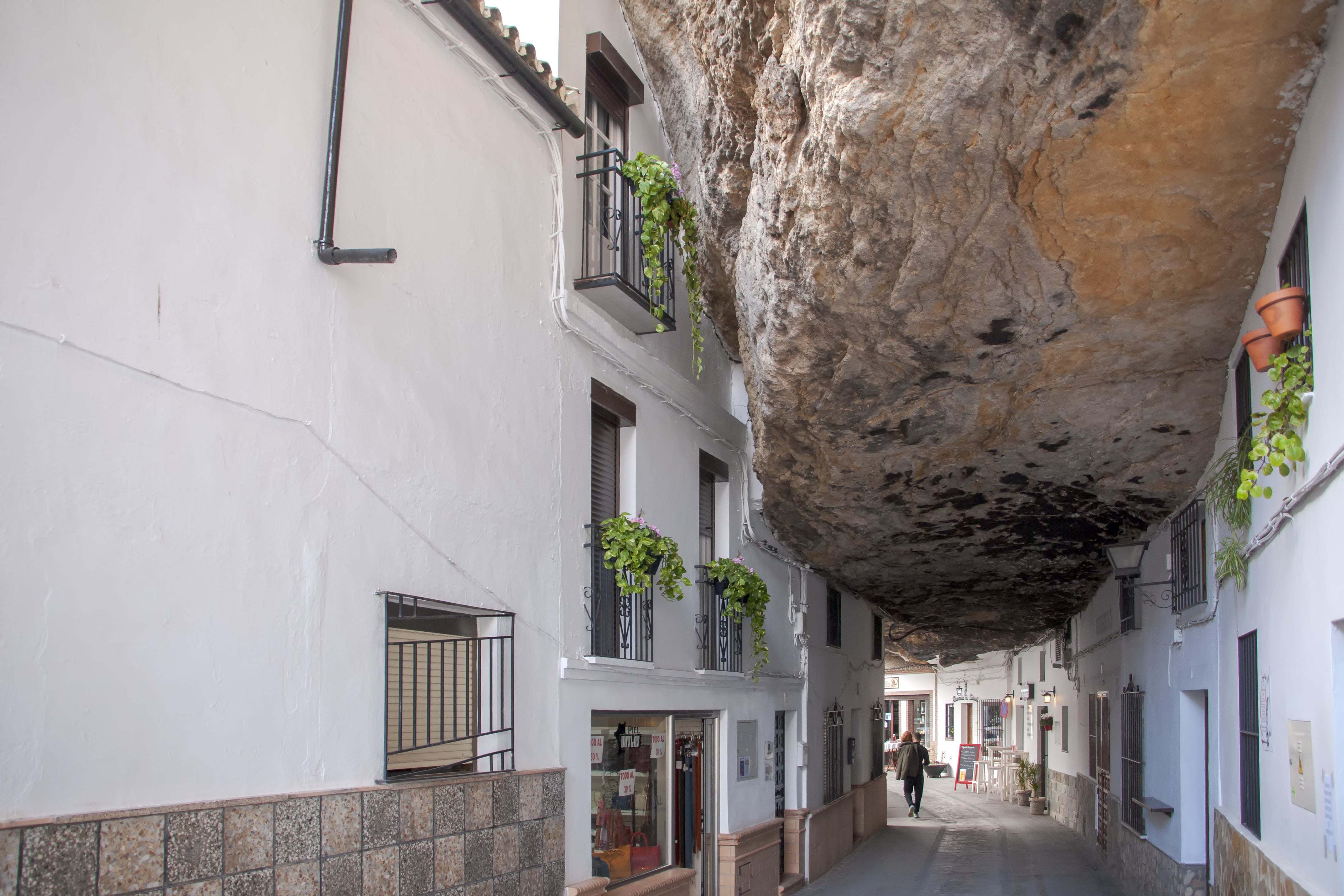 Setenil de las Bodegas