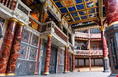 Globe Theatre