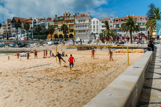 Praia da Ribeira Praia da Ribeira Alexandre Rotenberg / Shutterstock.com 