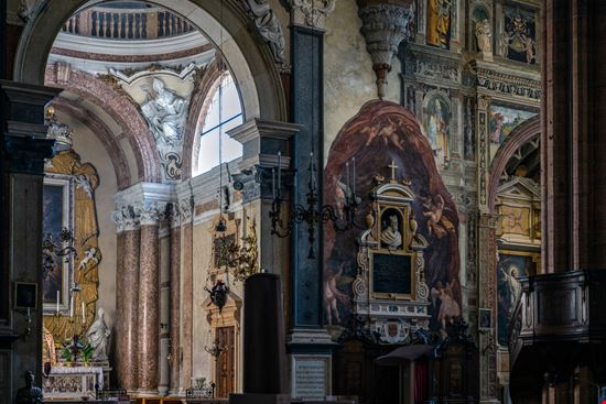 Chiesa di Sant'Anastasia Chiesa di Sant'Anastasia Philip Bird LRPS CPAGB / Shutterstock.com 