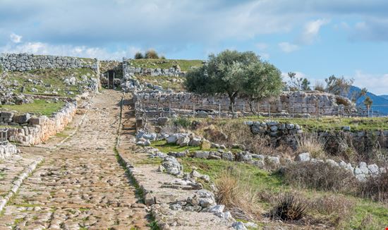 Parco Archeologico Antica Norba Parco Archeologico Antica Norba Stefano_Valeri - Shutterstock.com 