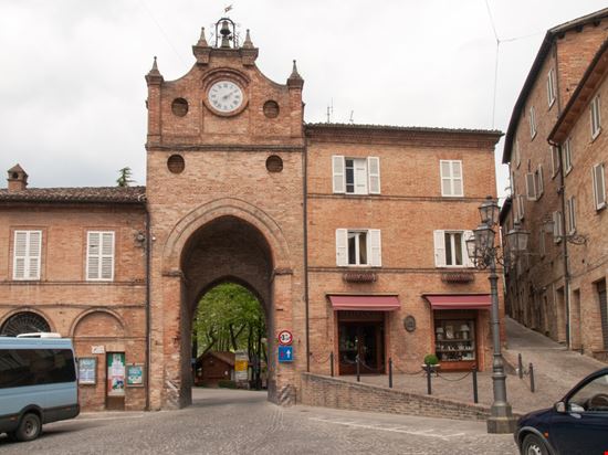 Sarnano Sarnano Mor65_Mauro Piccardi / Shutterstock.com 
