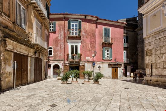 Sant'Agata de'Goti Sant'Agata de'Goti Francesca Sciarra / Shutterstock.com 