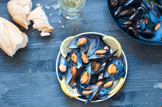 Gastronomia napoletana Gastronomia napoletana giovanni boscherino - Shutterstock.com 