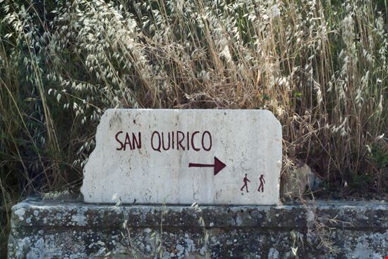 Via Francigena Via Francigena calix - Shutterstock.com 