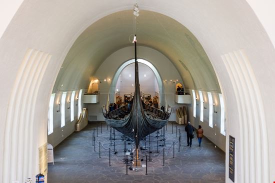 Museo delle Navi Vichinghe Museo delle Navi Vichinghe Murphy1975 - Shutterstock.com 