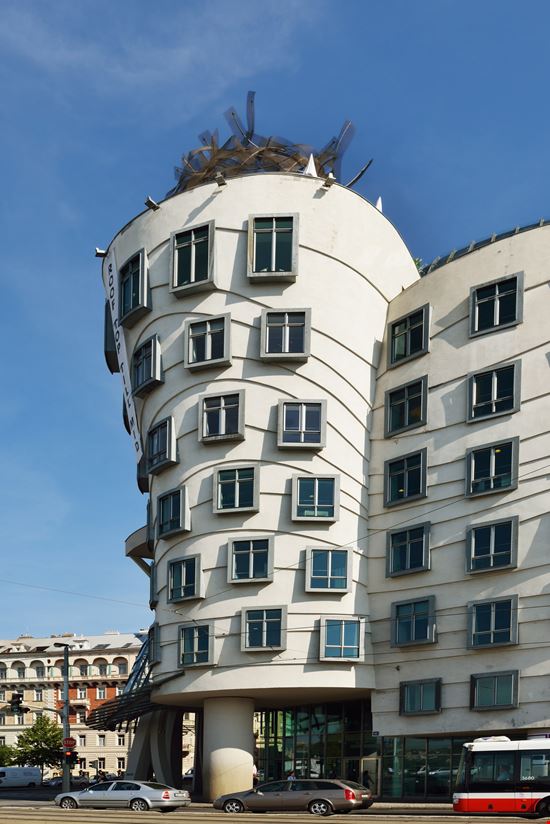 Praga Casa Danzante  stock.adobe.com - solo uso editoriale 