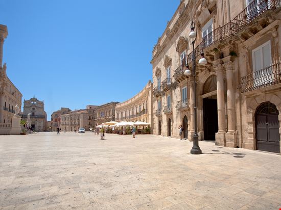 Square Duomo Siracusa stock.adobe.com 