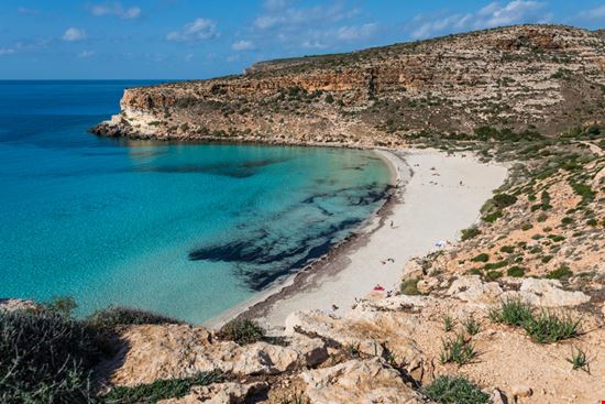 Spiaggia dei Conigli Spiaggia dei Conigli VanSky - Shutterstock.com 