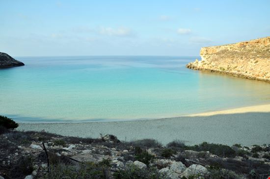 Spiaggia dei Conigli Spiaggia dei Conigli Guido Nicora - Shutterstock.com 