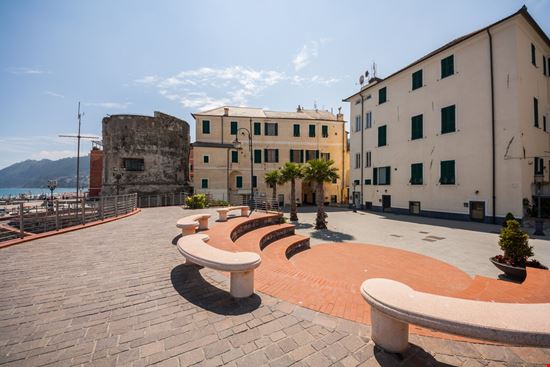 Laigueglia Laigueglia gab90 - Shutterstock.com 