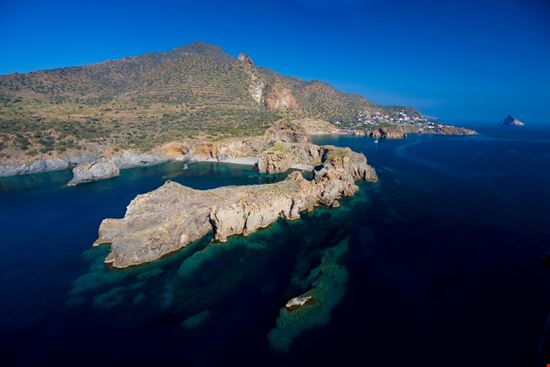 Isola di Panarea Isola di Panarea viewworld - Shutterstock.com 