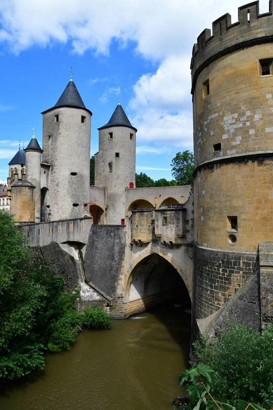 Metz Metz Pack-Shot / Shutterstock.com 
