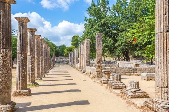 Olympia Olympia elgreko - Shutterstock.com 