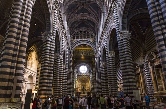 Cattedrale di Santa Maria Assunta  Cattedrale di Santa Maria Assunta  photogolfer / Shutterstock.com 