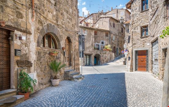 Ronciglione Ronciglione Stefano_Valeri - Shutterstock.com 