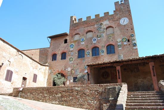 Certaldo Certaldo Mizio1970 - Shutterstock.com 