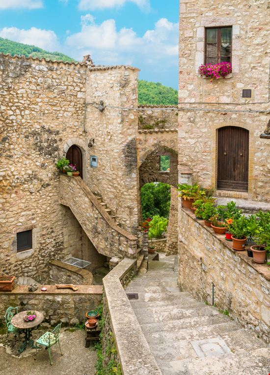 Vallo di Nera Vallo di Nera e55evu - Istockphoto.com 