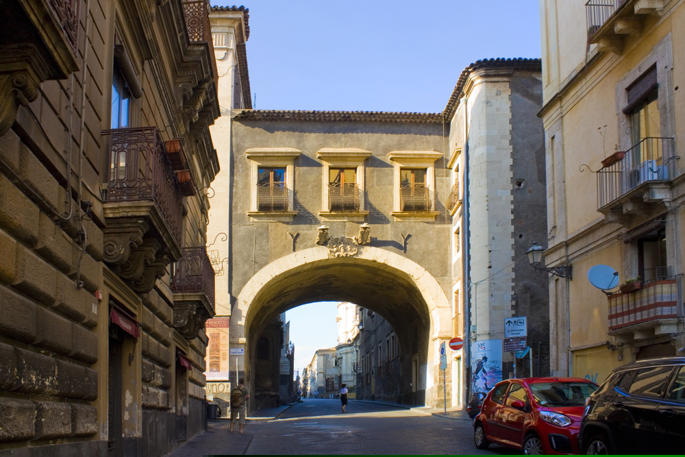 Via Crociferi