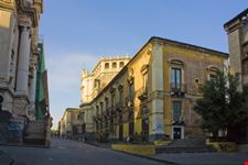 Via Crociferi