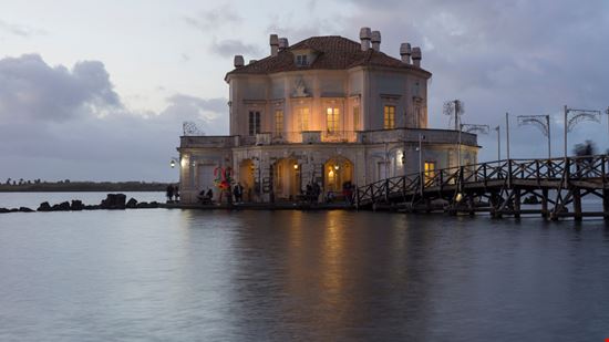 Bacoli Casina Vanvitelliana Antonio D Alessandro - Shutterstock.com 