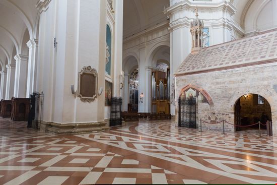 Assisi Porziuncola Angelo Chiariello / Shutterstock.com 
