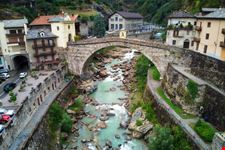 Ponte di pietra