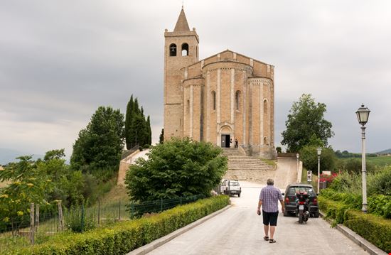 Chiesa di Santa Maria della Rocca Chiesa di Santa Maria della Rocca lorenza62 / Shutterstock.com 