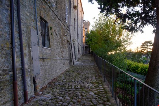 Moresco Il borgo di Moresco stock.adobe.com 