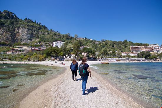 Isola Bella Il gioiello di Taormina Roscoe Chui / Shutterstock.com 
