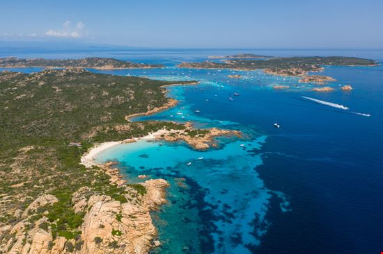 La Spiaggia Rosa Sardegna Marco Alien - Shutterstock.com 