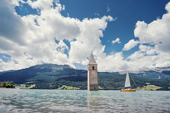 Lago di Resia Il lago e il campanile kudla 