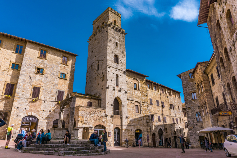 Urban trekking in estate: invece delle solite città, prova questi piccoli borghi da sogno!