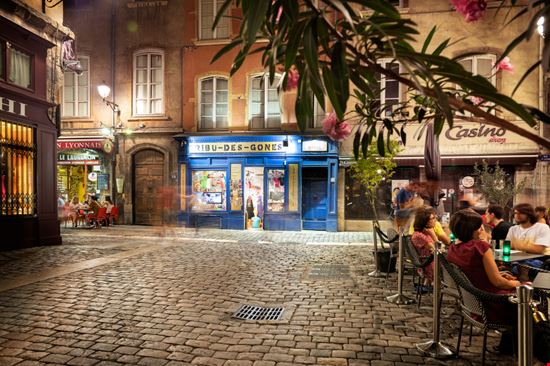 Vieux Lyon Vieux Lyon ventdusud / Shutterstock.com 