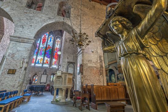 Cattedrale di St.Mary Cattedrale di St.Mary aaabbbccc / Shutterstock.com 