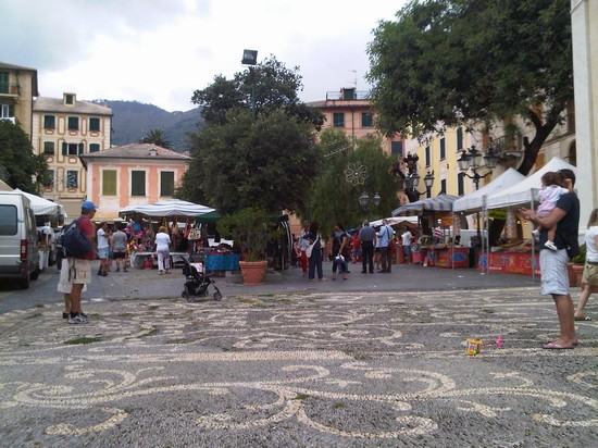 Mercato in piazza