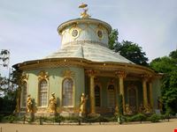 pagoda della drachenhause potsdam