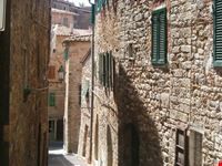 Via del borgo