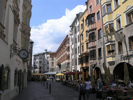 Herzog-Friedrich-Strasse Innsbruck timsackton - Creative commons timsackton
