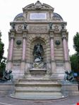 Fontaine Saint-Michel