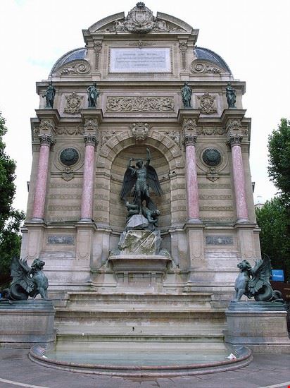 Place Saint-Michel - stevecadman - stevecadman - Creative commons
