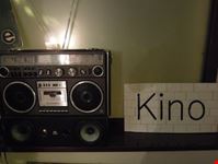 Kino. Insegna.
